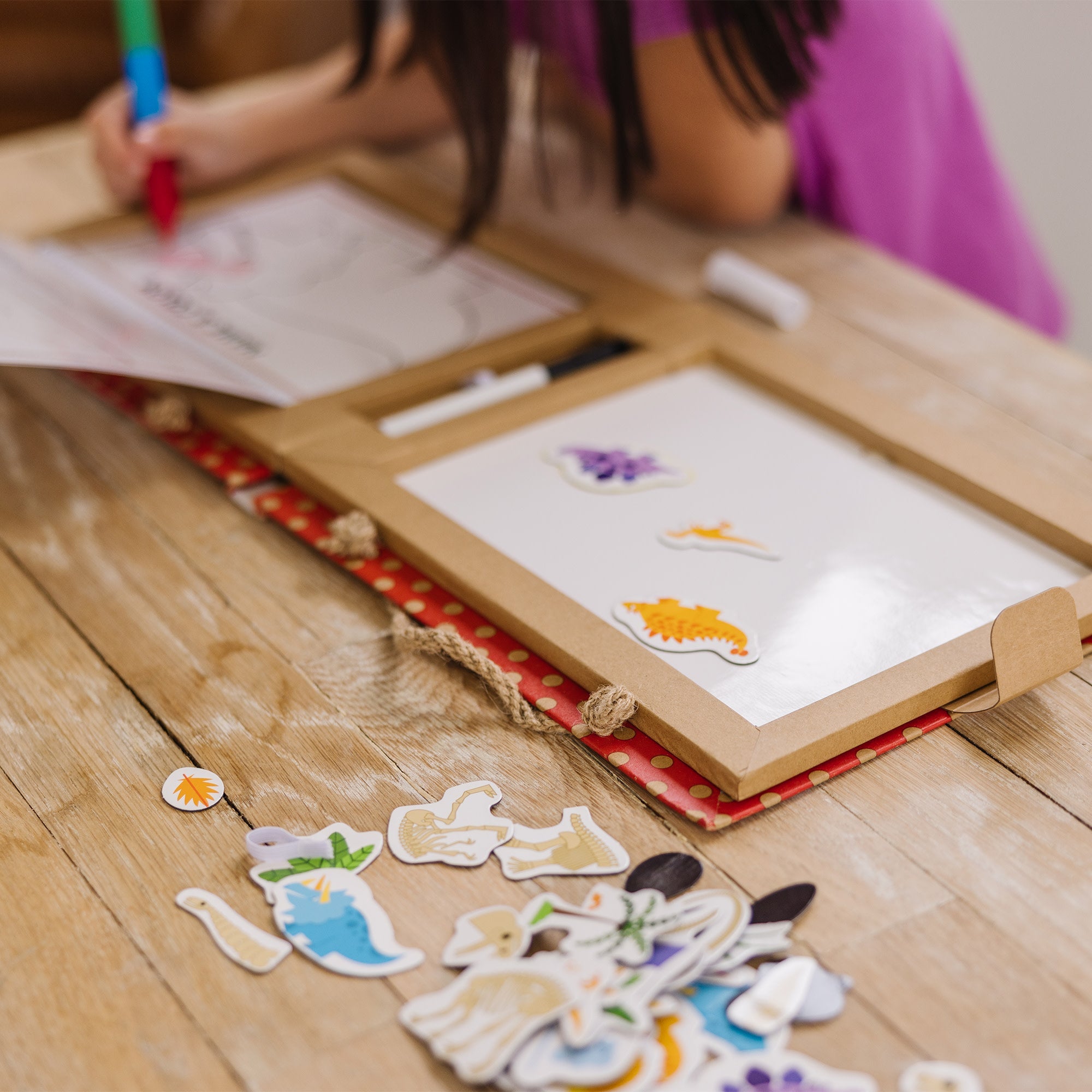 Natural Play: Play, Draw, Create Reusable Drawing & Magnet Kit – Dinosaurs