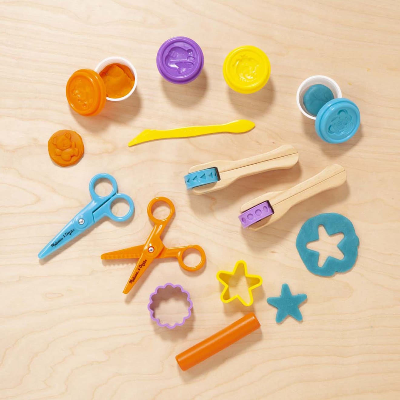 Created by Me! Cut, Sculpt & Roll Modeling Dough Kit