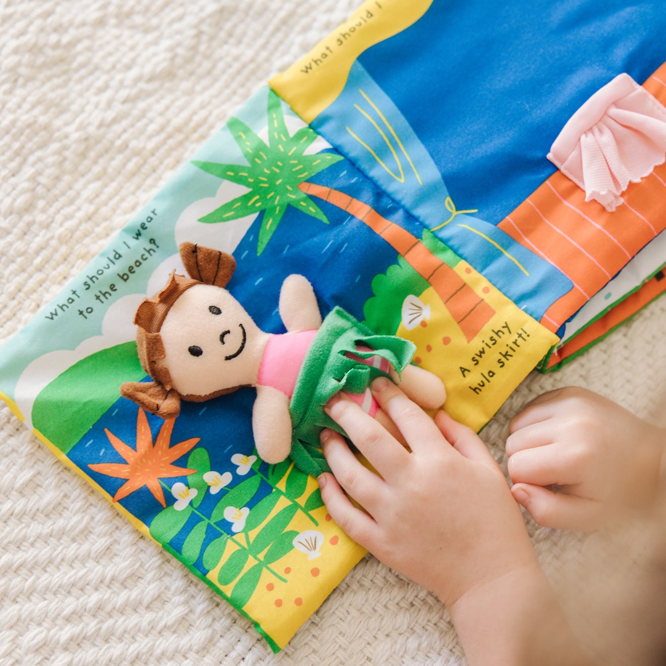 K's Kids Soft Activity Book - What Should I Wear?